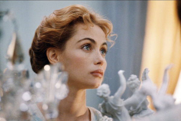 Emmanuelle Beart pic #341101