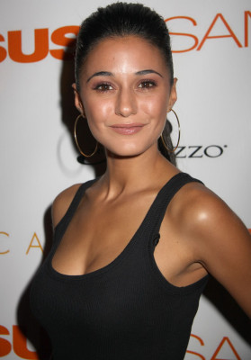 photo 18 in Emmanuelle Chriqui gallery [id234626] 2010-01-18 00:00:00