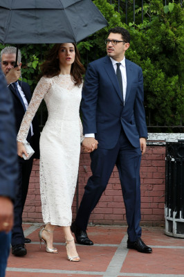 Emmy Rossum and Sam Esmail Pose For Photos in Front of the Ed Koch Bridge in NYC