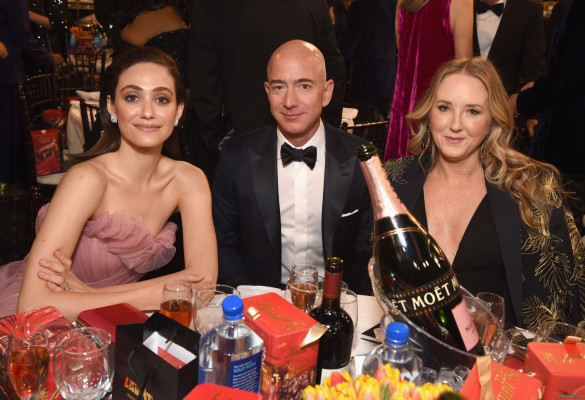  Emmy Rossum - The 76th Annual Golden Globe Awards - Inside