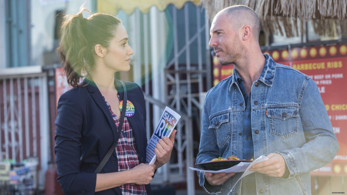 Emmy Rossum - &quot;Shameless&quot; 9x04 - &#039;Do Right, Vote White!&#039; Stills