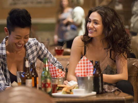 Emmy Rossum - &quot;Shameless&quot; 8x09 - The Fugees Stills