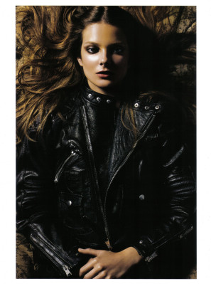 photo 18 in Eniko Mihalik gallery [id185295] 2009-09-02 00:00:00