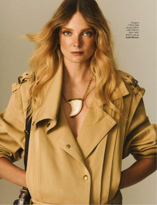Eniko Mihalik ~ Elle España Septiembre 2024 by Dario Aranio