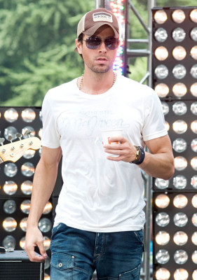 Enrique Iglesias pic #439091