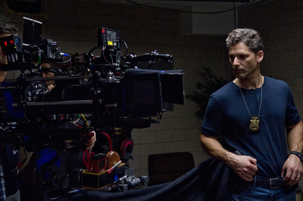 Eric Bana - Deliver Us from Evil Movie Stills