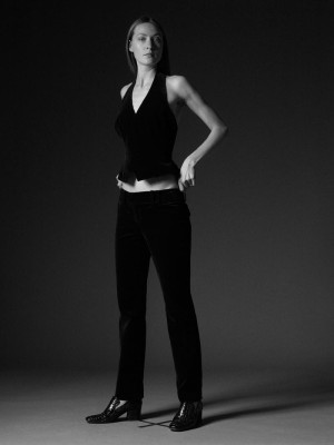 Erika Wall pic #887331