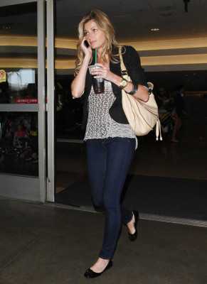 photo 4 in Erin Andrews gallery [id532309] 2012-07-09 00:00:00