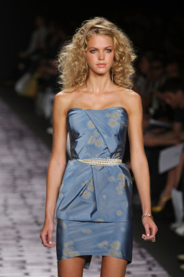 Erin Heatherton pic #403840