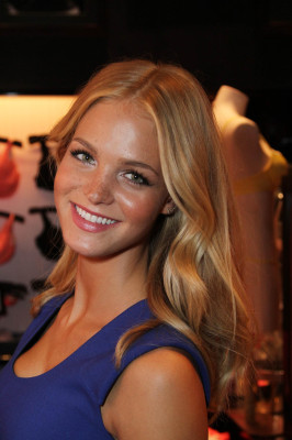 Erin Heatherton pic #482166