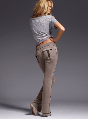 Erin Heatherton pic #405342