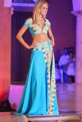 Erin Heatherton pic #499343