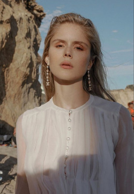 Erin Moriarty by Izack Morales for Schön! // October 2020