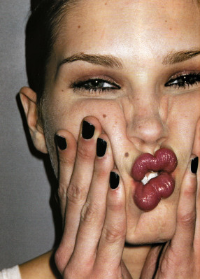 photo 10 in Erin Wasson gallery [id101013] 2008-07-03 00:00:00