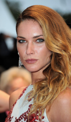 photo 25 in Erin Wasson gallery [id514237] 2012-05-22 00:00:00