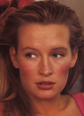 photo 5 in Estelle Lefebure gallery [id202052] 2009-11-04 00:00:00