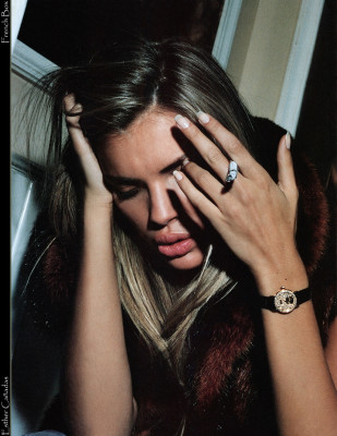 Esther Canadas pic #14545