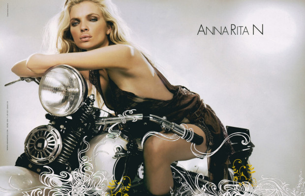 Esther Canadas pic #261507