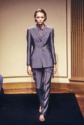 Esther Canadas for Alberta Ferretti  spring 1998