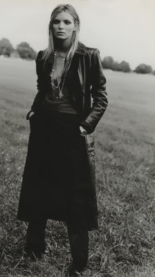 Esther Canadas pic #873283