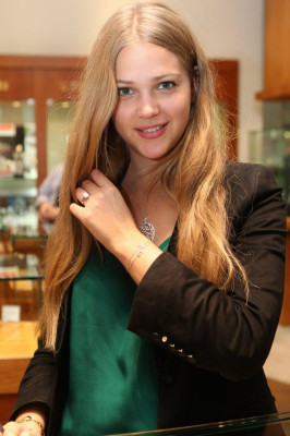 Esti Ginzburg pic #461295