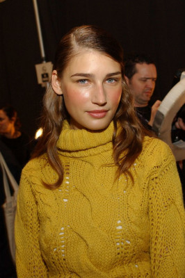 photo 22 in Eugenia Volodina gallery [id325894] 2010-12-13 00:00:00