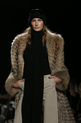 photo 24 in Eugenia Volodina gallery [id304280] 2010-10-15 00:00:00