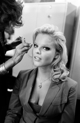 Eva Herzigova ~ Backstage Chanel F/W 1992 Haute Couture