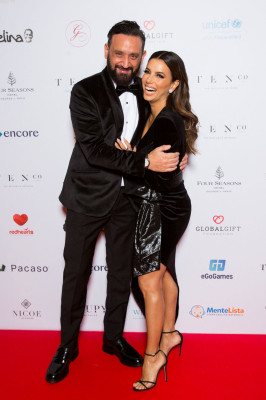 Eva Longoria - Global Gift Gala 2021 Photocall in Paris 10/30/2021