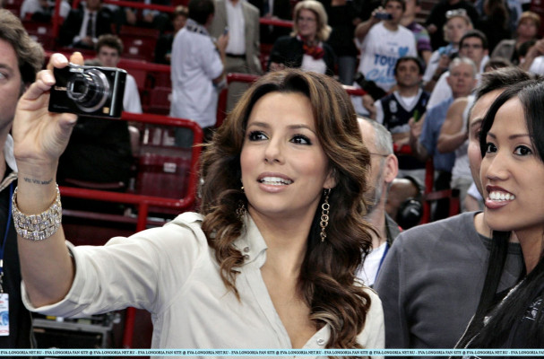 photo 12 in Eva Longoria gallery [id173658] 2009-07-08 00:00:00