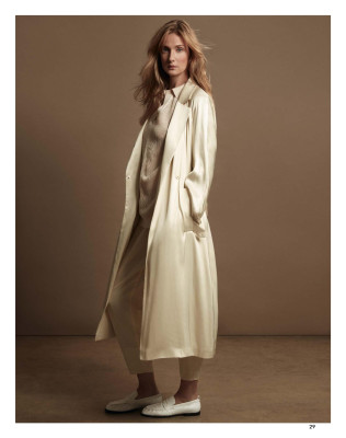 Eva Riccobono ~ F N.25 22.06.2021 by  Alan Gelati