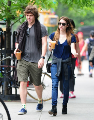 Evan Peters pic #740868