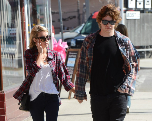 Evan Peters pic #737464