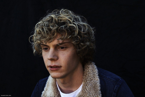photo 15 in Evan Peters gallery [id746397] 2014-07-06 00:00:00