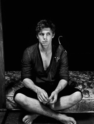 Evan Peters pic #586954