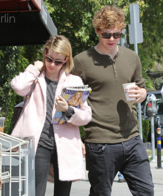 Evan Peters pic #738885
