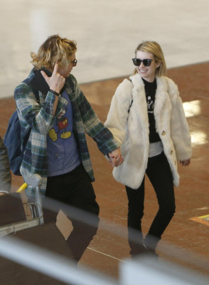 Evan Peters pic #738449