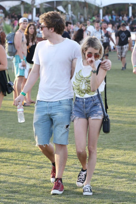 Evan Peters pic #738878