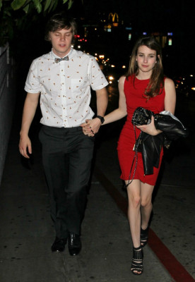Evan Peters pic #740861