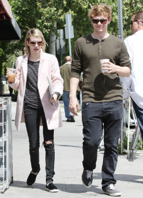 Evan Peters pic #738888