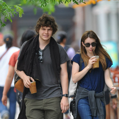 Evan Peters pic #740878