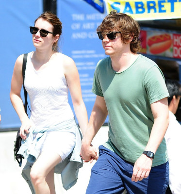 Evan Peters pic #740881