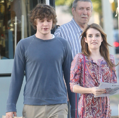 Evan Peters pic #737461