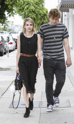 Evan Peters pic #734870