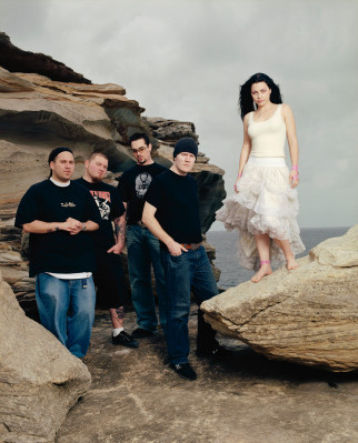 photo 14 in Evanescence gallery [id152330] 2009-04-27 00:00:00