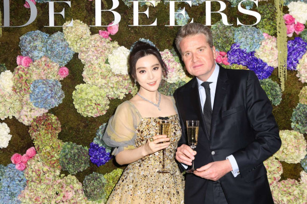 Fan Bingbing – De Beers Madison Avenue Flagship Opening in New York
