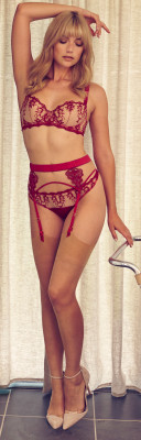 photo 25 in Farah gallery [id1021272] 2017-12-13 00:00:00