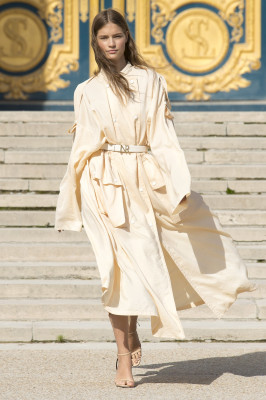 Faretta Radic - Nina Ricci Spring/Summer 2018 Fashion Show in Paris