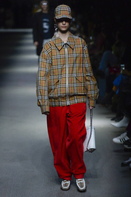 Faretta Radic - Burberry Spring/Summer 2018-2019 Fashion Show in London