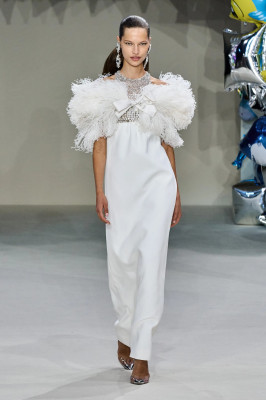 Faretta Radic -Giambattista Valli Couture Fall/Winter 2022 Fashion Show in Paris